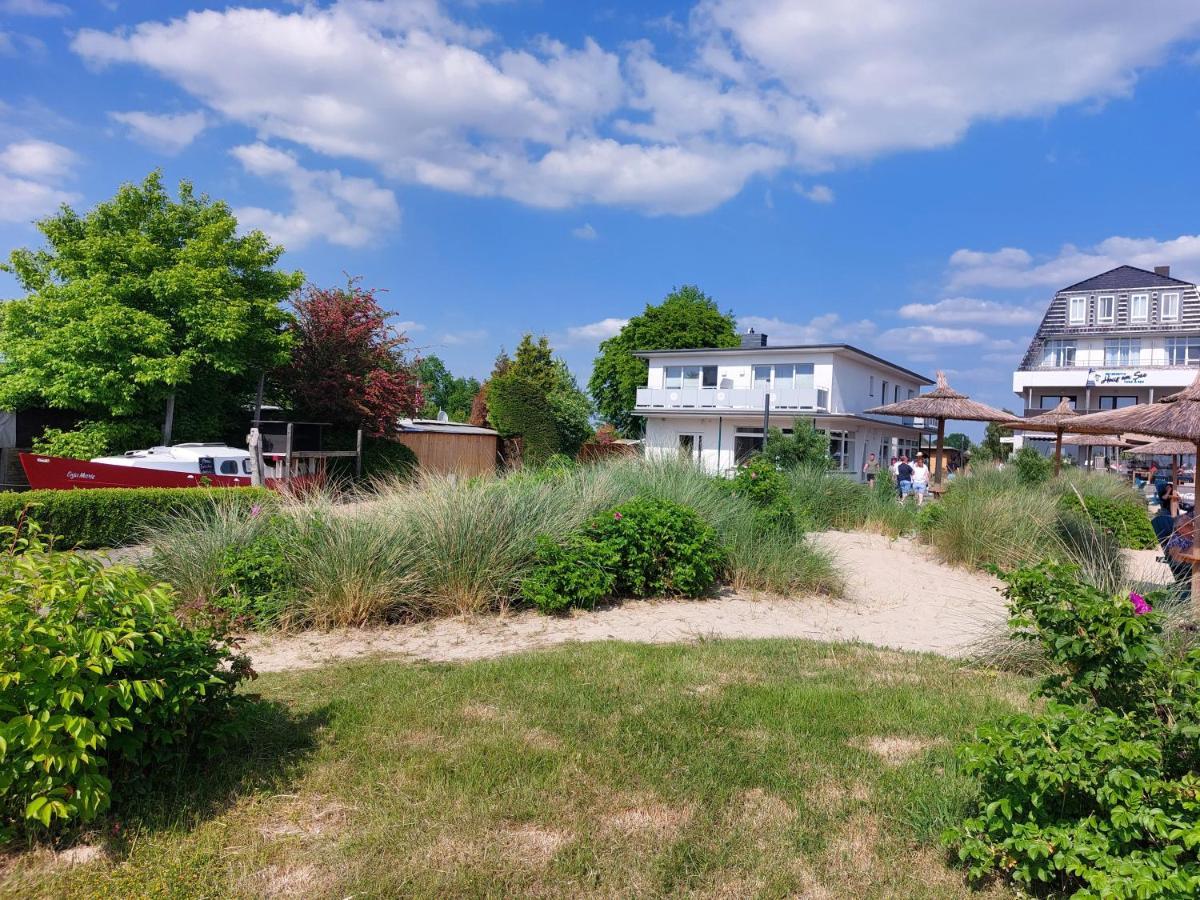 Haus Strandglueck - Urlaub Mit Blick Auf Den Duemmer See Apartment Lembruch Exterior photo